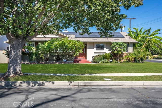 15831 Acre Street photo 4