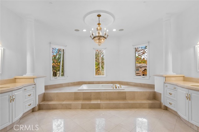 Detail Gallery Image 22 of 46 For 4261 Temma Ct, Calabasas,  CA 91302 - 8 Beds | 8/1 Baths