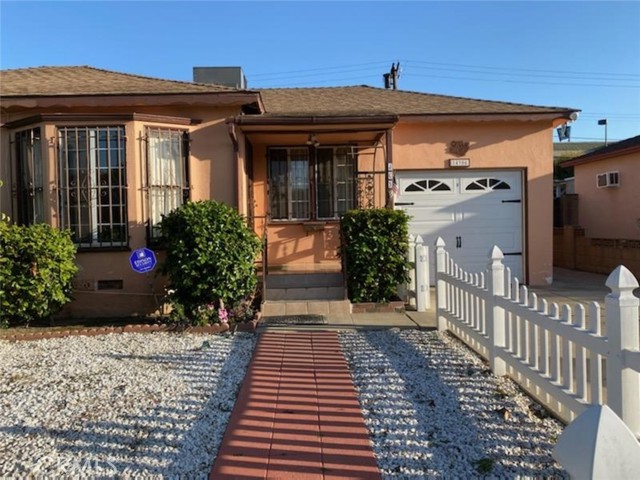 14306 Lorne Street photo 1