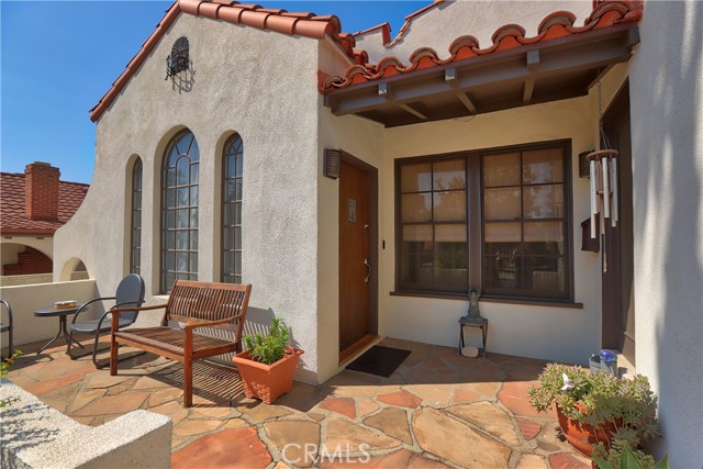 901 East Magnolia Boulevard photo 2