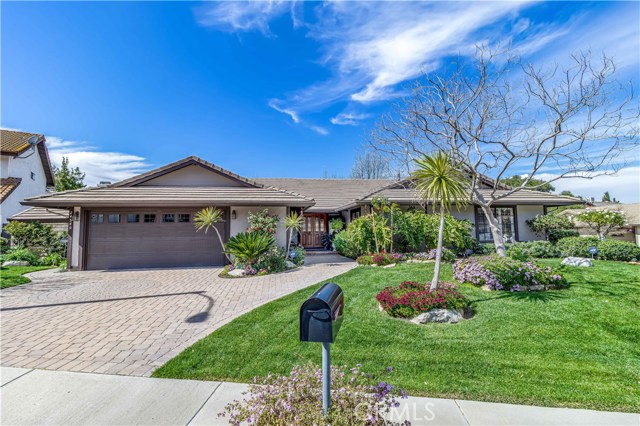 Photo of 24549 Burr Court, Newhall, CA 91321
