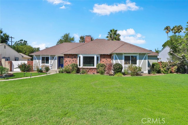 6819 Chisholm Avenue photo 2