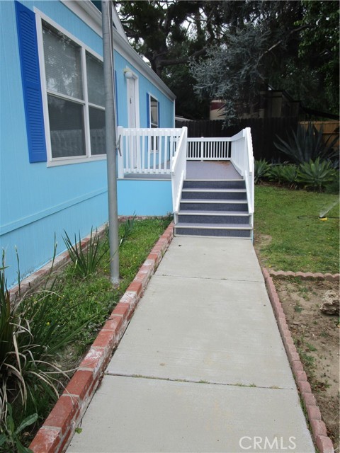 19120 Nordhoff Street, 4 photo 3
