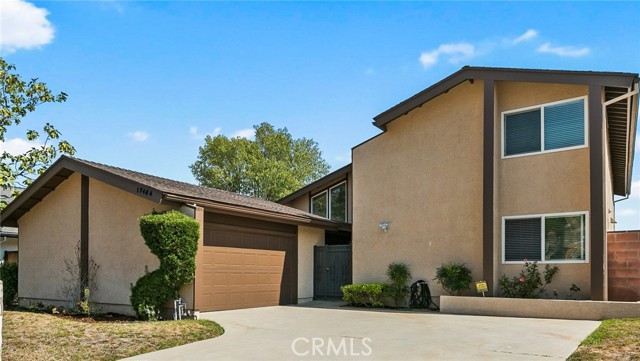 17484 Tuscan Drive photo 2