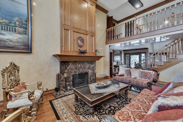 11226 White Oak Avenue photo 7