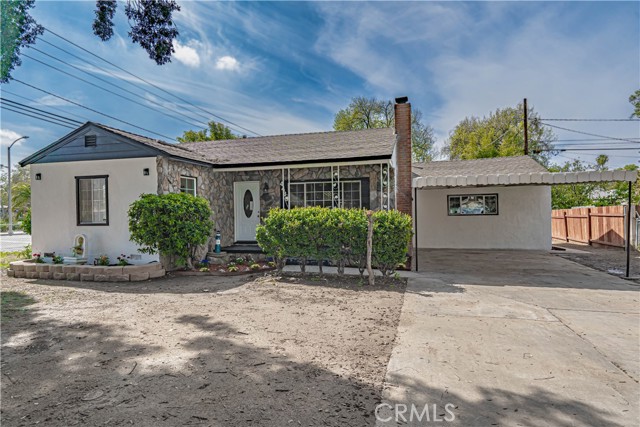 Detail Gallery Image 1 of 1 For 4485 Douglass Ave, Riverside,  CA 92507 - 4 Beds | 2 Baths