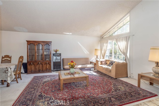 18502 Entrada Court photo 5