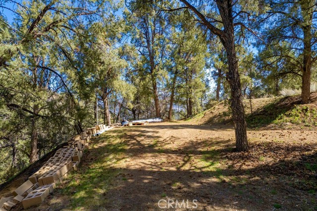 Detail Gallery Image 4 of 6 For 15712 Berne Ct, Pine Mountain Club,  CA 93225 - – Beds | – Baths
