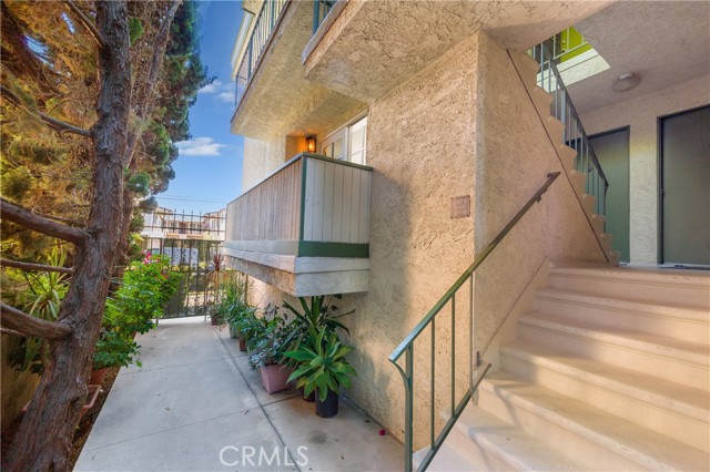 Image 2 for 4350 Berryman Ave #10, Los Angeles, CA 90066