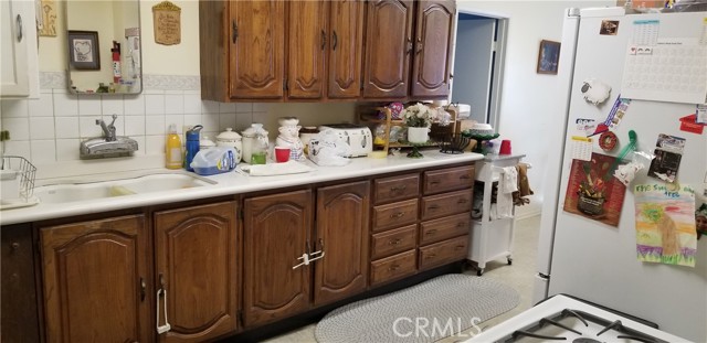 17642 Collins Street photo 8