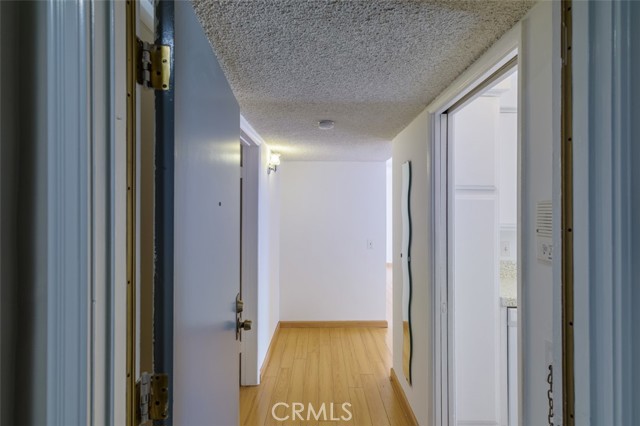 510 North Jackson Street, 302 photo 3