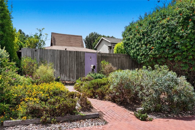 640 33rd Street, Manhattan Beach, California 90266, 4 Bedrooms Bedrooms, ,3 BathroomsBathrooms,Residential,Sold,33rd,SR22170320