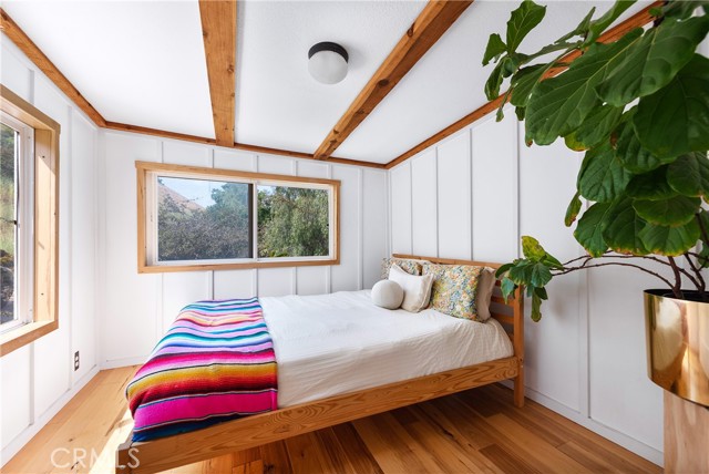 1061 GASTON Road photo 2