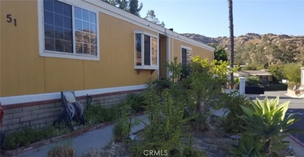 24425 Woolsey Canyon Rd 51, Canoga Park, CA 91304