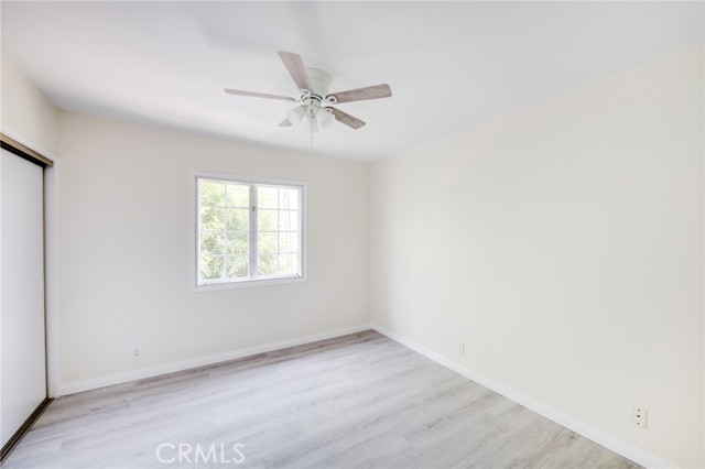 7422 Hazeltine Avenue, 1 photo 8