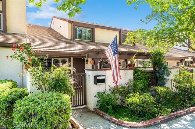 Detail Gallery Image 1 of 1 For 24767 Sand Wedge Ln, Valencia,  CA 91355 - 3 Beds | 1/1 Baths