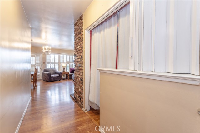 1131 Hollister Street photo 6