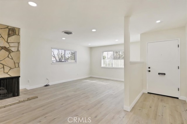 16517 Armstead Street photo 4