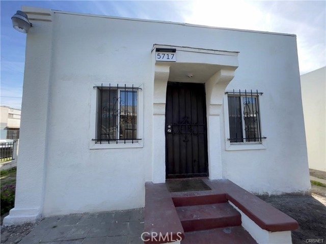 Image 3 for 5717 S Normandie Ave, Los Angeles, CA 90037