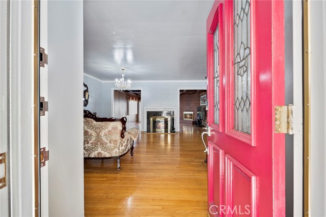 7106 Oakdale Avenue photo 5