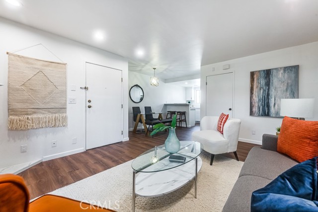 10220 De Soto Avenue, 11 photo 3