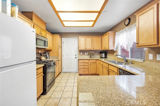 12600 San Fernando Road, 119 photo 6