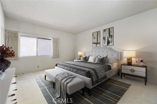 5139 Balboa Boulevard, 3 photo 8