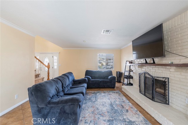 637 Talbert Avenue photo 3