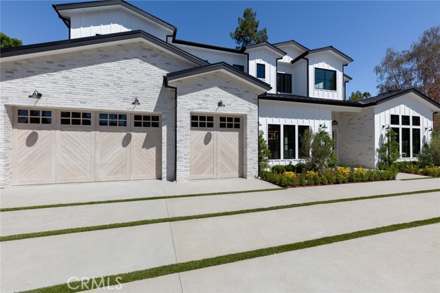 Photo of 5210 Tampa Avenue, Tarzana, CA 91356