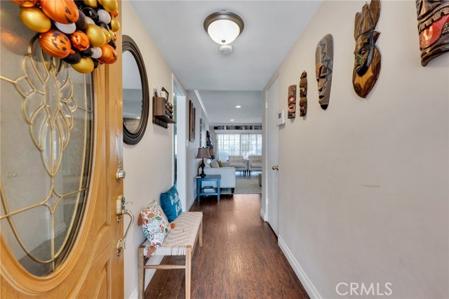 16123 Tupper Street photo 4