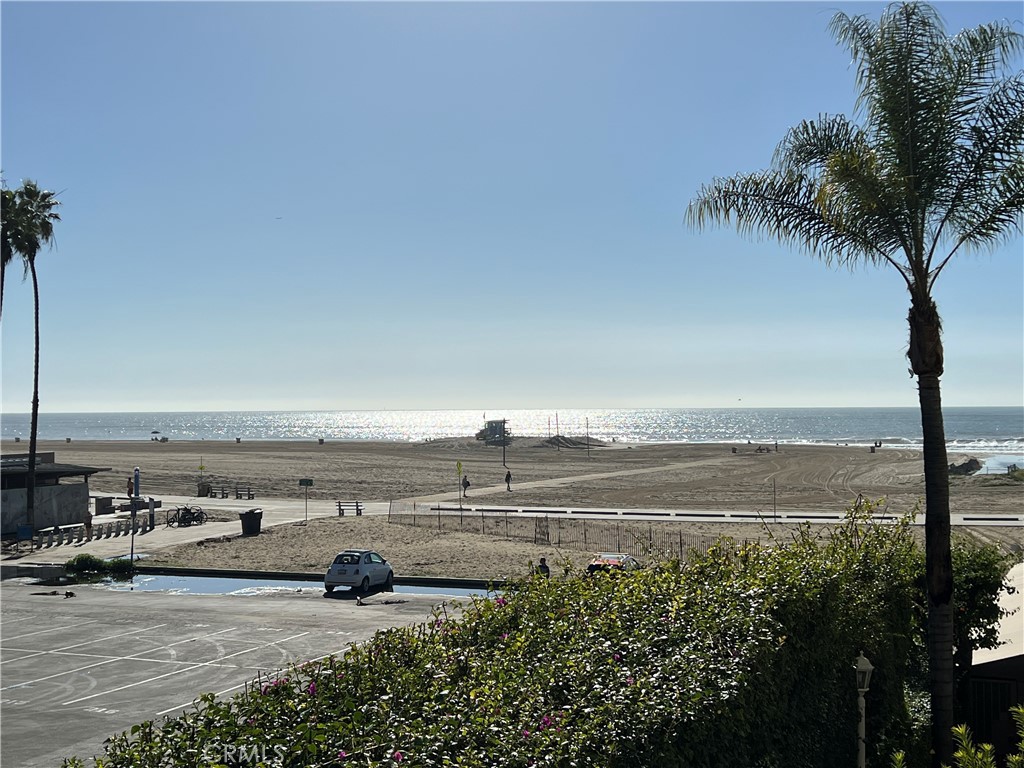 723 Palisades Beach Road 101, Santa Monica, CA 90402