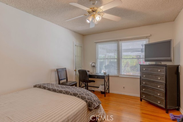 10326 Babbitt Avenue photo 8