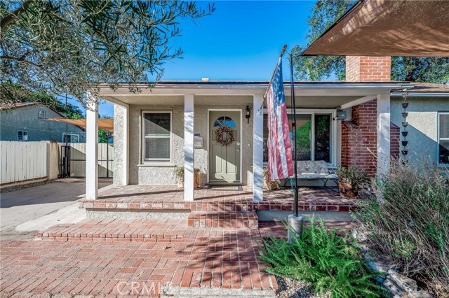 17251 Kittridge Street photo 2