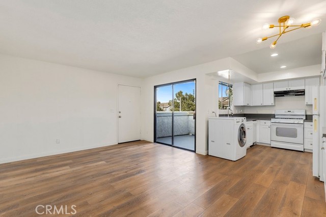 150 Majestic Court, 1010 photo 7