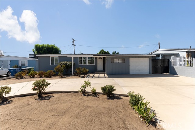 8615 Matilija Avenue photo 1