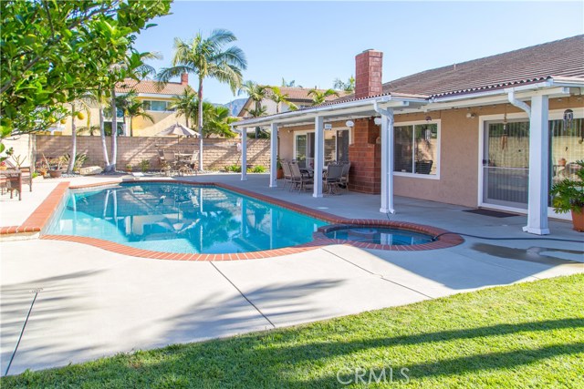 4527 Edminster Dr, La Verne, CA 91750