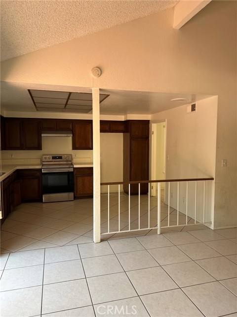 730 Cypress Street photo 4