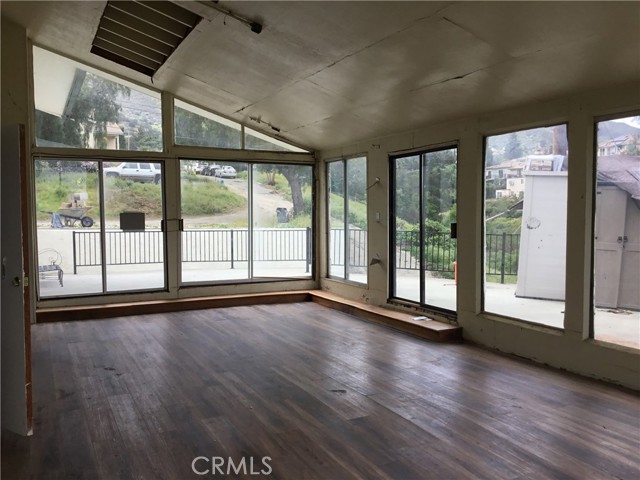 158 S Mcknight Road, Newbury Park, CA, 91320 158 S Mcknight Road, Newbury Park, CA, 91320