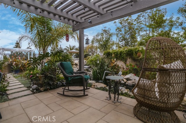 Side patio off living room