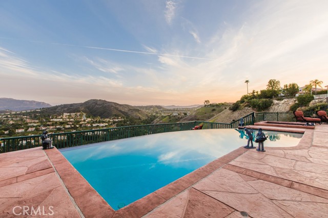 Photo of 24664 Cordillera Drive, Calabasas, CA 91302