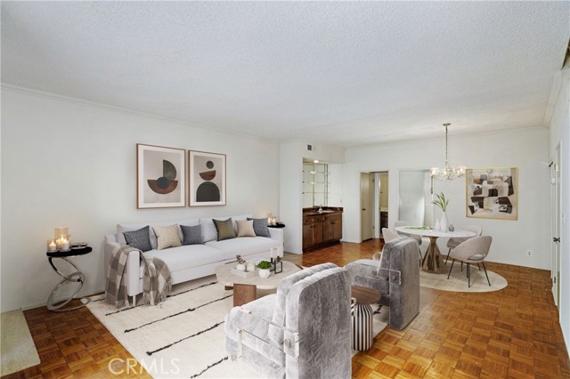 5139 Balboa Boulevard, 3 photo 4
