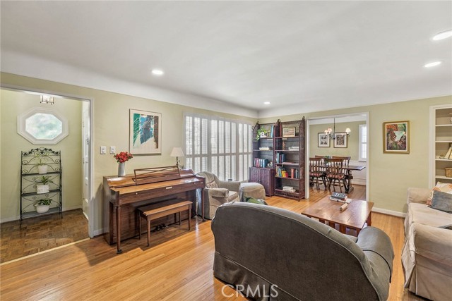 4018 Coldwater Canyon Avenue photo 6