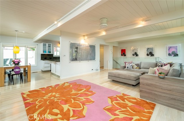 4f40cff8 5eee 4d65 B0db Fe0c2f5fb153