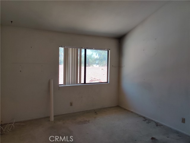 5727 Etiwanda Avenue, 3 photo 7