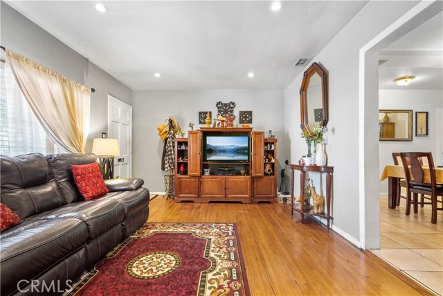 9857 Sharp Avenue photo 2