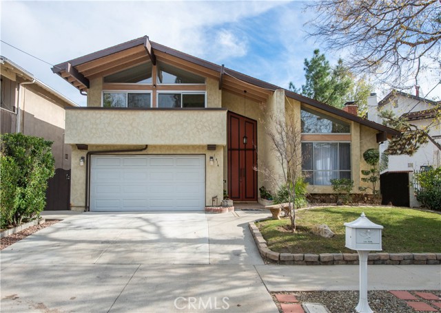 MLS# SR22245328