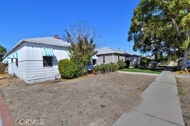 6461 Clybourn Avenue photo 3