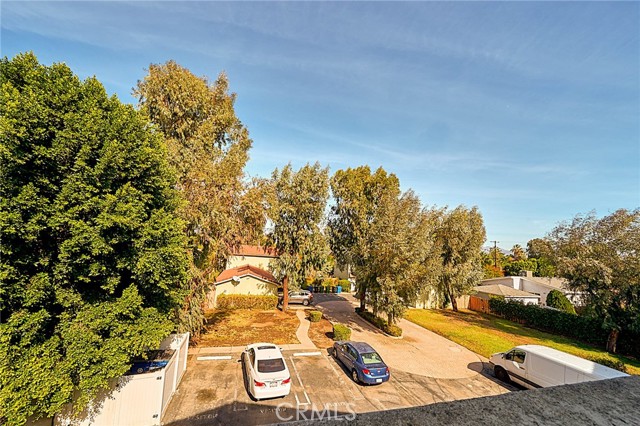 13825 Victory Boulevard, 4 photo 8