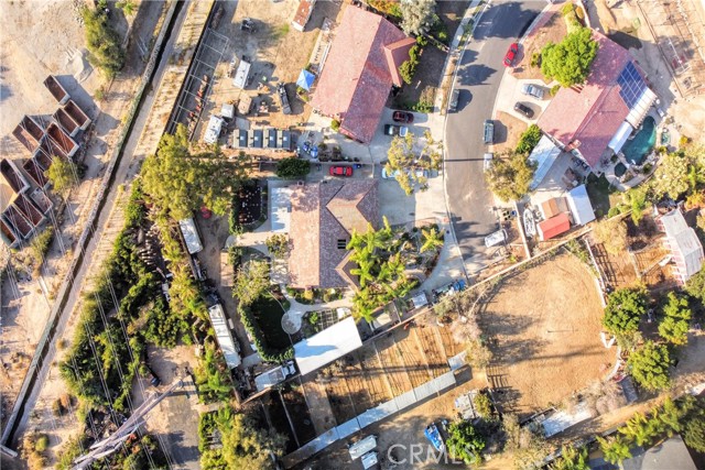 14085 Lakeside Street photo 6