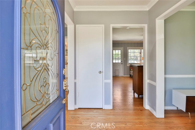 6819 Chisholm Avenue photo 4